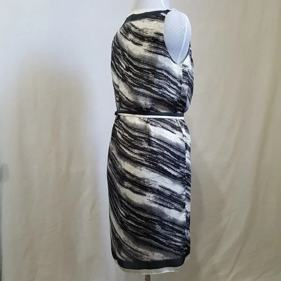 MAX EDITION | Sateen Abstract Tye-Die Print Dress - Picture 4 of 7